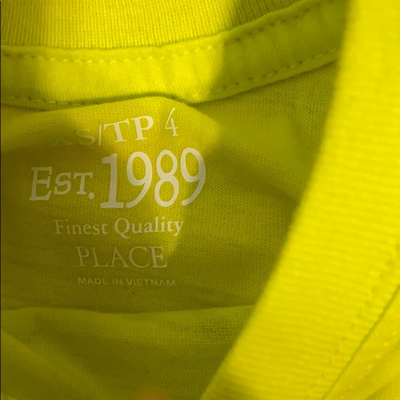 4 pieces boys size 4T - Picture 7 of 7